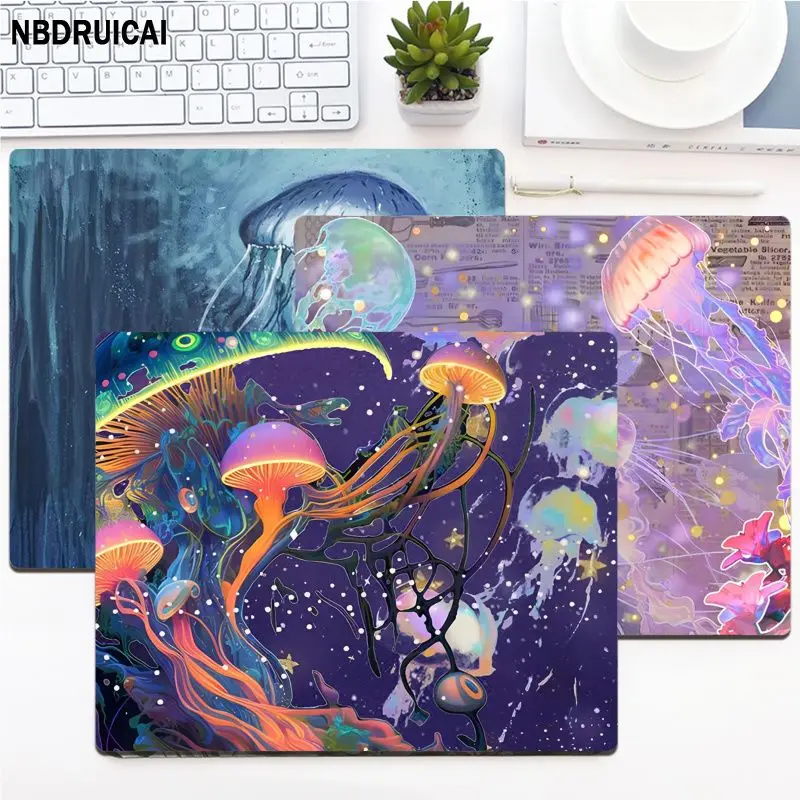 

Jellyfish Mousepad 20x25cm Office Student Gaming Thickened Large Writing Pad Non-slip Cushion Mouse Pad for Teen Girls Bedroom