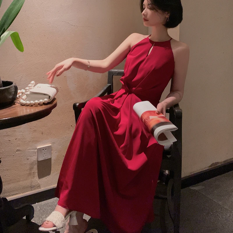 Женское шифоновое платье без рукавов элегантное белое на бретелях лето 2022 |