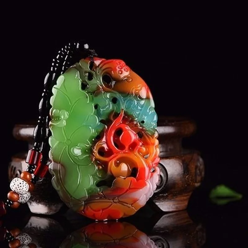 

Natural Xinjiang Hotan Jade Colorful Jade Goldfish Pendant for Men and Women. There Are More Than Jade Pendant Every Year