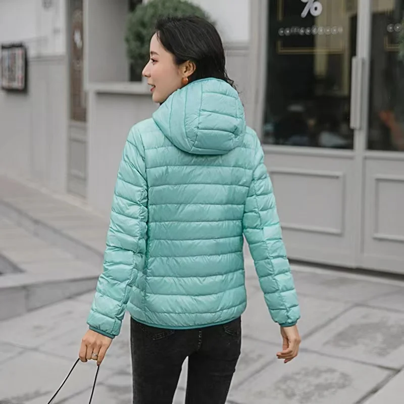 Ultra-light Plus Size Thin Down Jacket Women 2023 Autumn Winter Slim Short Hooded Warm 90% White Duck Down Coat Women Outerwear