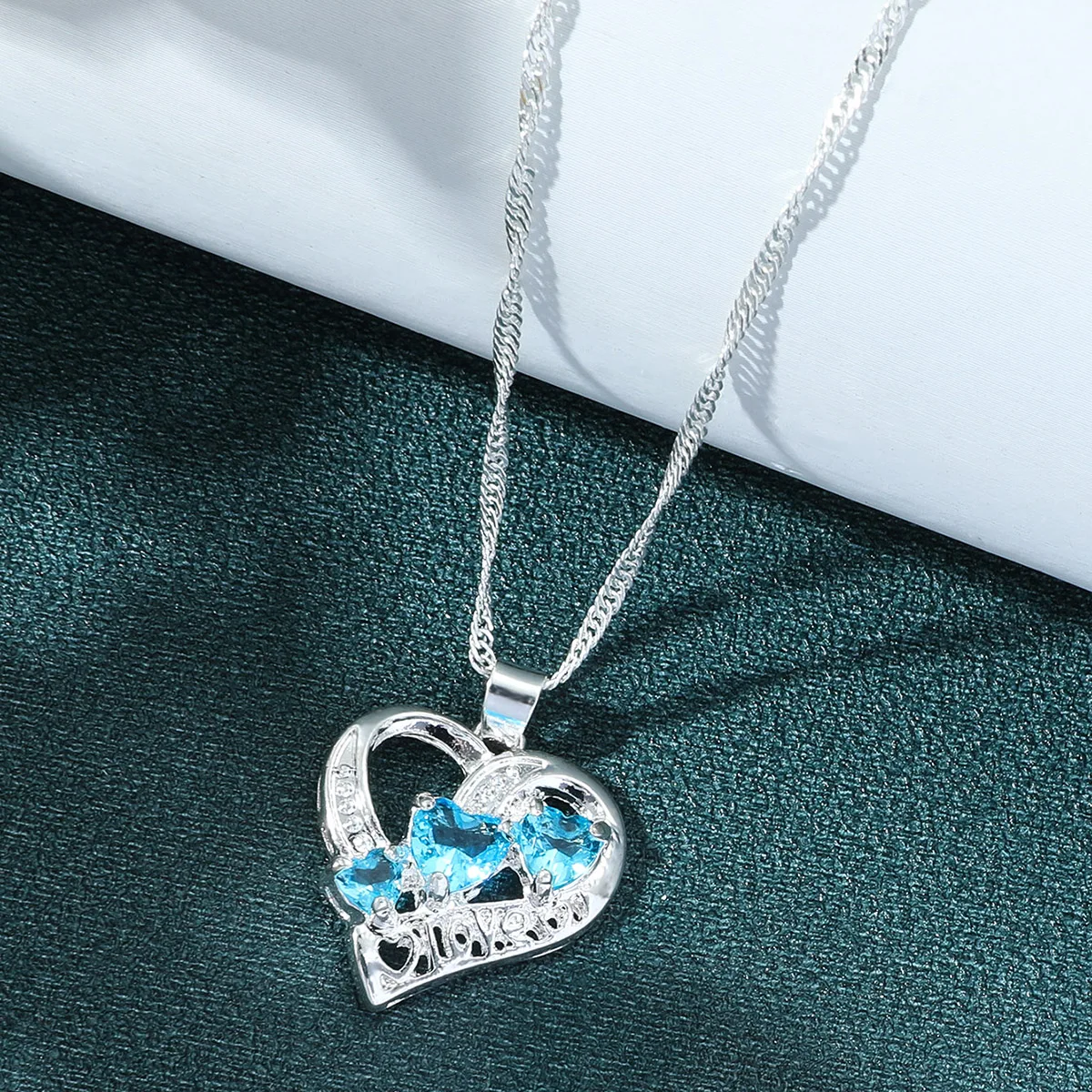 

ANGLANG Charming Gifts Stylish Jewelry Blue Cubic Zirconia Heart Pendant Chain Necklace for Women Girl Mom Girlfriend Wife Gifts