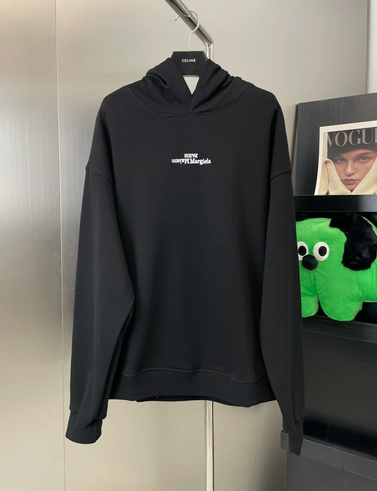 

Новинка, весенне-осенняя Толстовка в стиле маргиела с вышивкой и маленьким логотипом, толстовка с капюшоном для мужчин и женщин, толстовка в минималистичном стиле ММ6