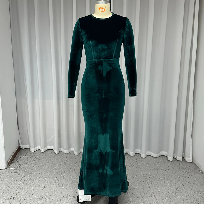 Женское однотонное платье с длинным рукавом