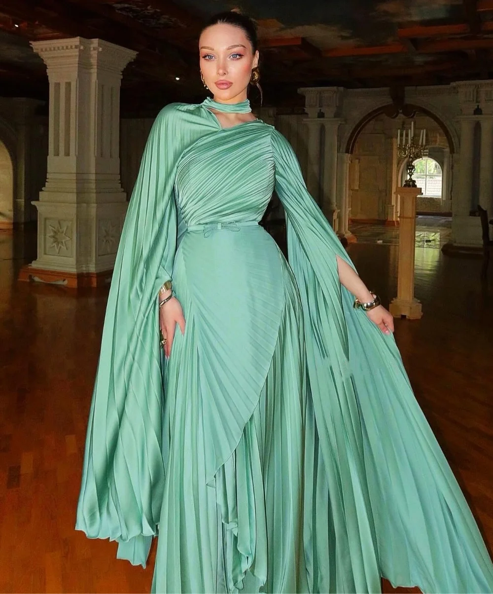 Доступны по индивидуальному заказу плиссированные длинные платья