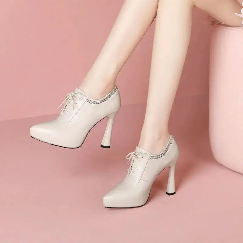 

Женские Классические ботинки из лакированной кожи, с круглым носком