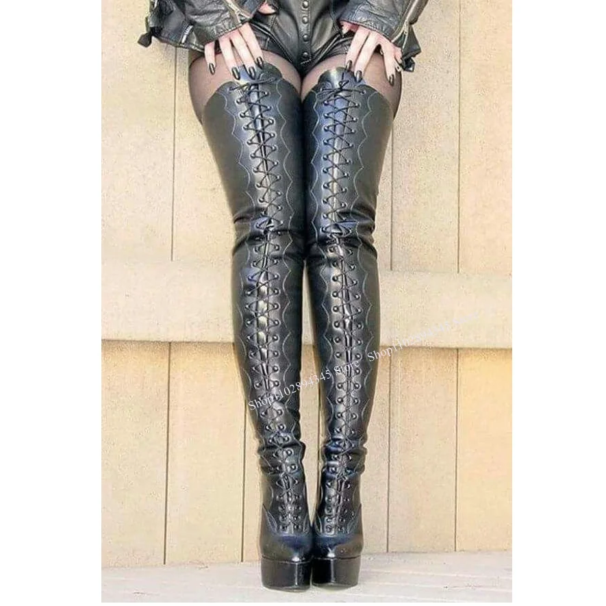 Женские зимние сапоги на платформе со шнуровкой черные/коричневые