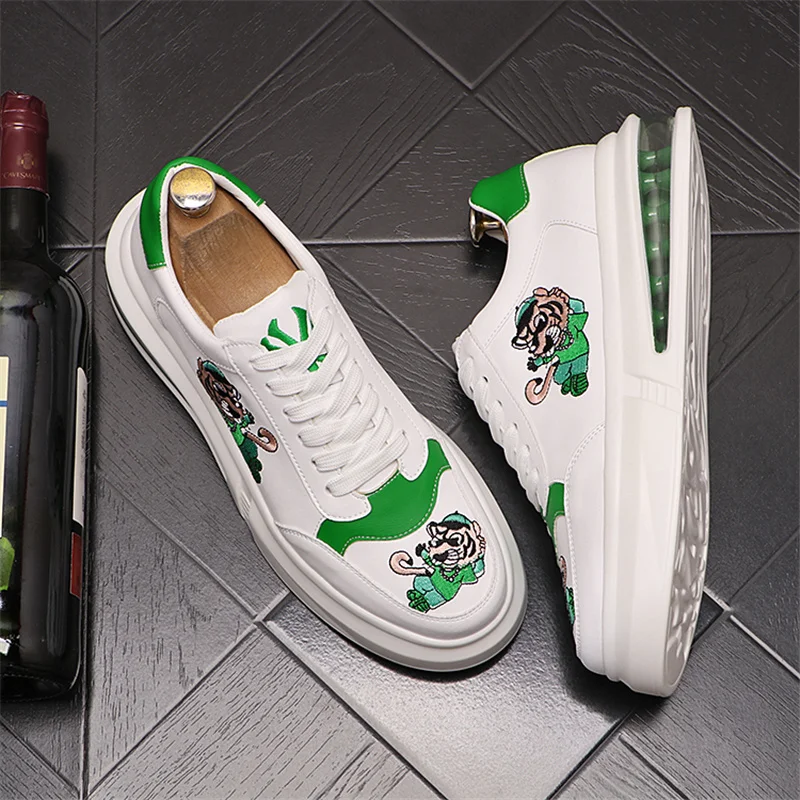 

Designer Brand White Men Casual sneakers Hip Hop sports Crystal Board Moccasins Sports WalkingTennis Zapatillas Hombre