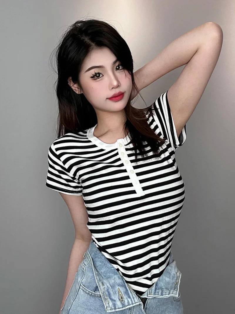 Корейская полосатая облегающая Повседневная Корейская футболка с круглым вырезом и коротким рукавом топ женские милые футболки модные женские топы 2023 летние C788