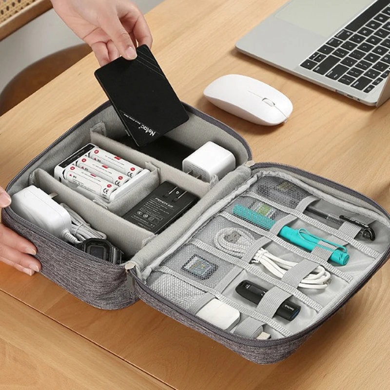 Фото Наклейка на автомобиль, сумка для хранения кабелей для путешествий, USB-кабель для передачи данных, зарядное устройство, сумка для хранения кабелей, подходит для BMW M, M3, M5, X1, X2, X3, X5, X4, X7, G12 №2