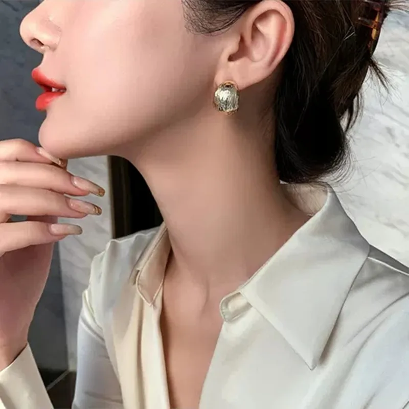 

Wide Face Semi Arc Earrings 2023 Fashionable High-end Earrings 925 Silver Needle Earrings Suitable for Women To Wear Jewelry