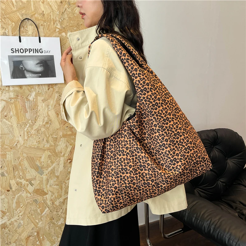 Простые спортивные сумки для хранения вещей большая вместимость новые модные