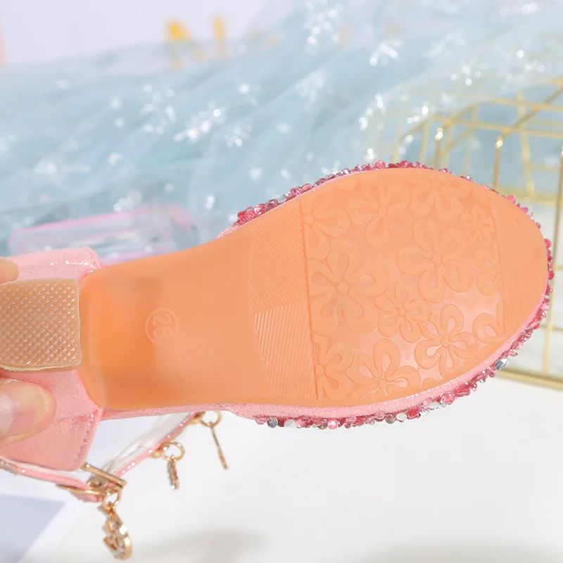 Сандалии для девочек блестящие туфли принцессы с бантом на высоком каблуке