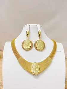 Gold Colour Plated Necklace Earring Set Beautiful Fashion Trend Sweet Romantic Party Wedding