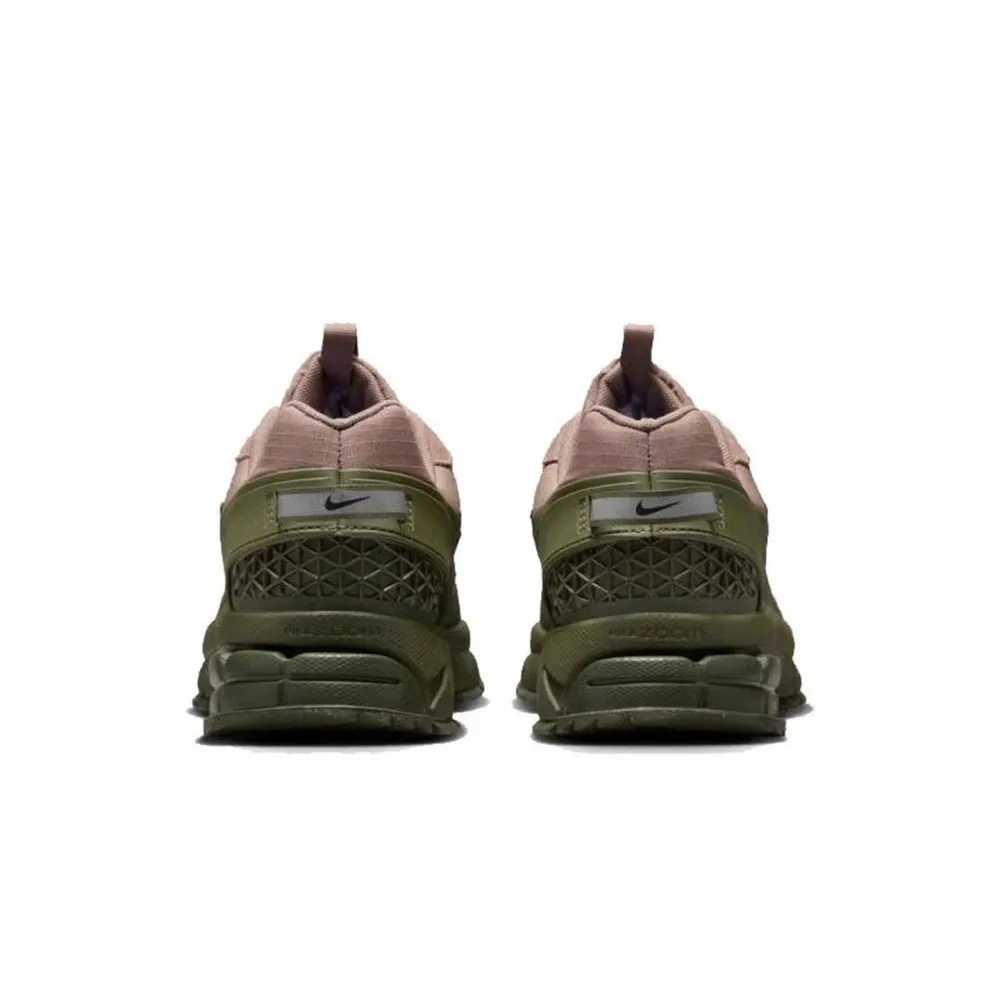 Фото Мужские кроссовки Nike ZOOM VOMERO ROAM в стиле ретро, повседневные, дышащие, мягкие, низкие, для бега, коричневые FV2295-201 №5