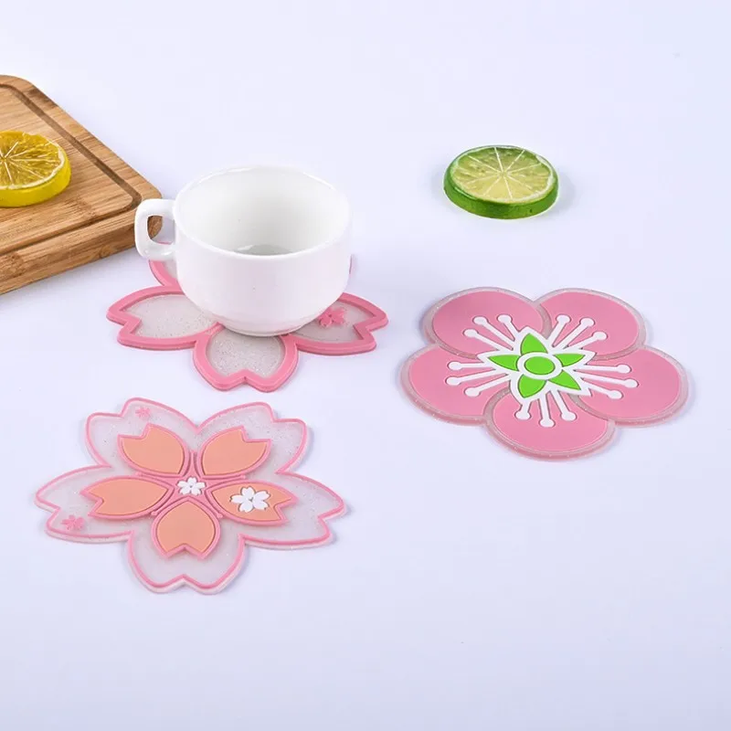 

Теплоизоляционная подставка для столового стола, нескользящий коврик для чашек с цветком вишни клевера, Нескользящие подставки, аксессуар...