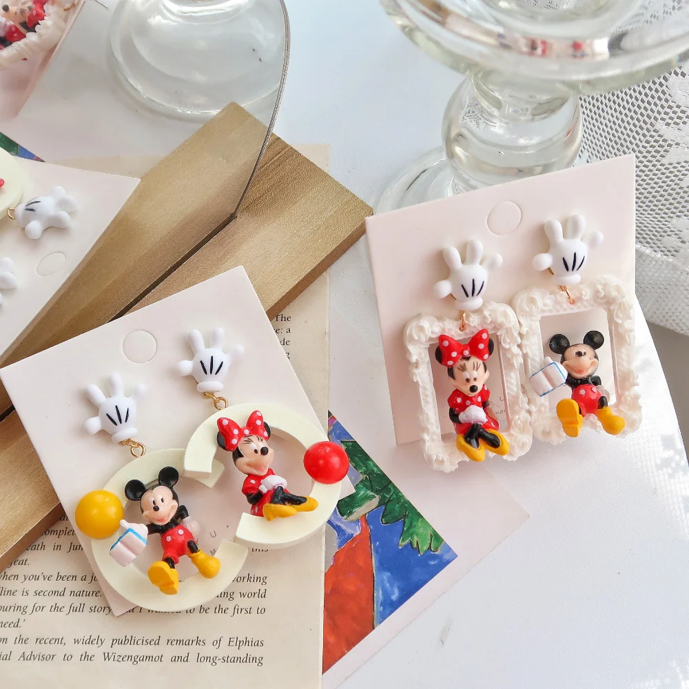 

Disney Mickey Minnie Fashion Earrings for Girls Anime Jewelry Accessories Donald Duck Cartoon Ear Clips Childrens Birthday Gifts