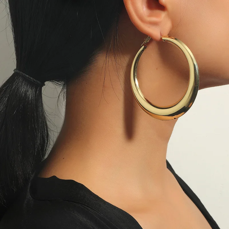 

Fashion OL Exaggerated Shiny Gold Color Chunky Circle Hoop Earrings for Women Simple Big Hollow Earring Wedding Party Jewelry
