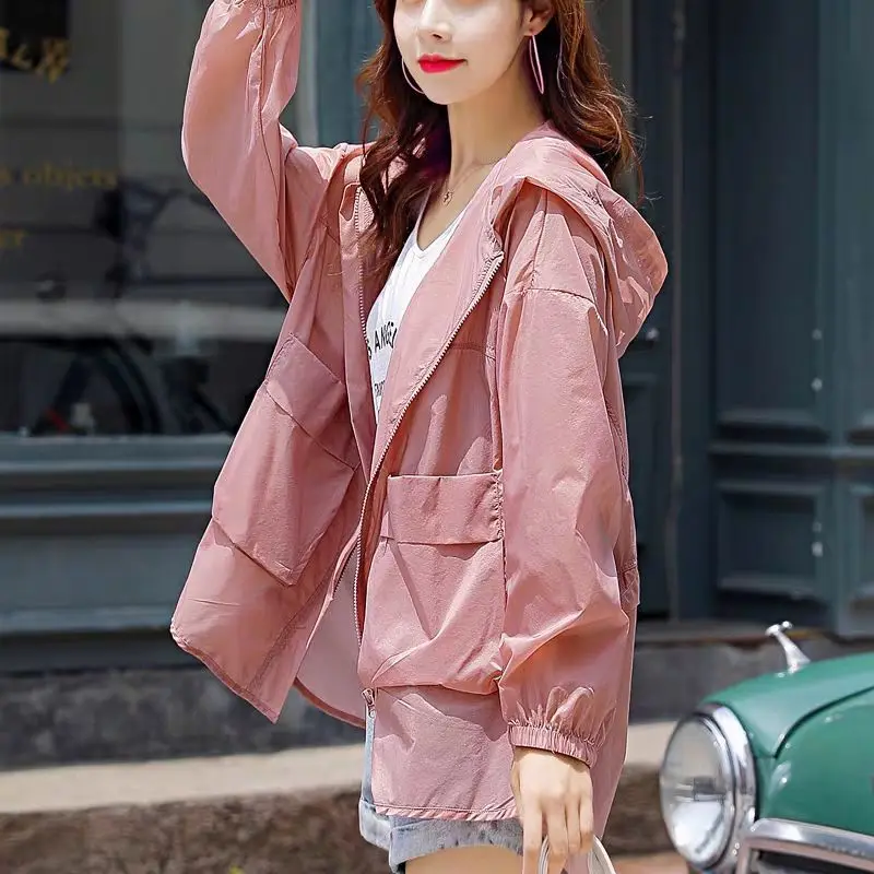 

2022 Summer Women New Short Sun Protection Clothing Female Solid Color Hooded Jackets Ladies Loose Thin Sunscreen Outerwear T117