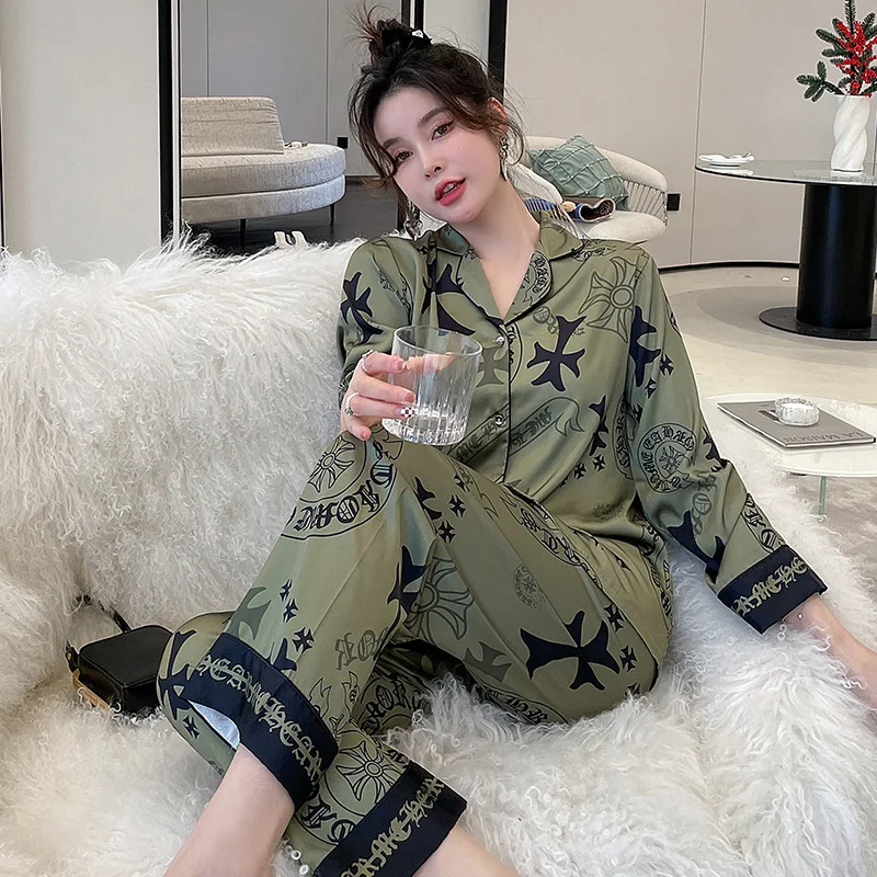 

The new imitation silk luxury noble pajamas manufacturers wholesale women pajamas