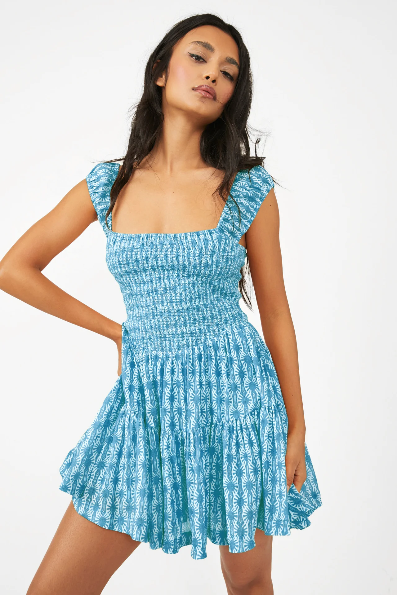 

2023 New floral dress women's summer dress with suspender skirt Bohemian pleated skirt