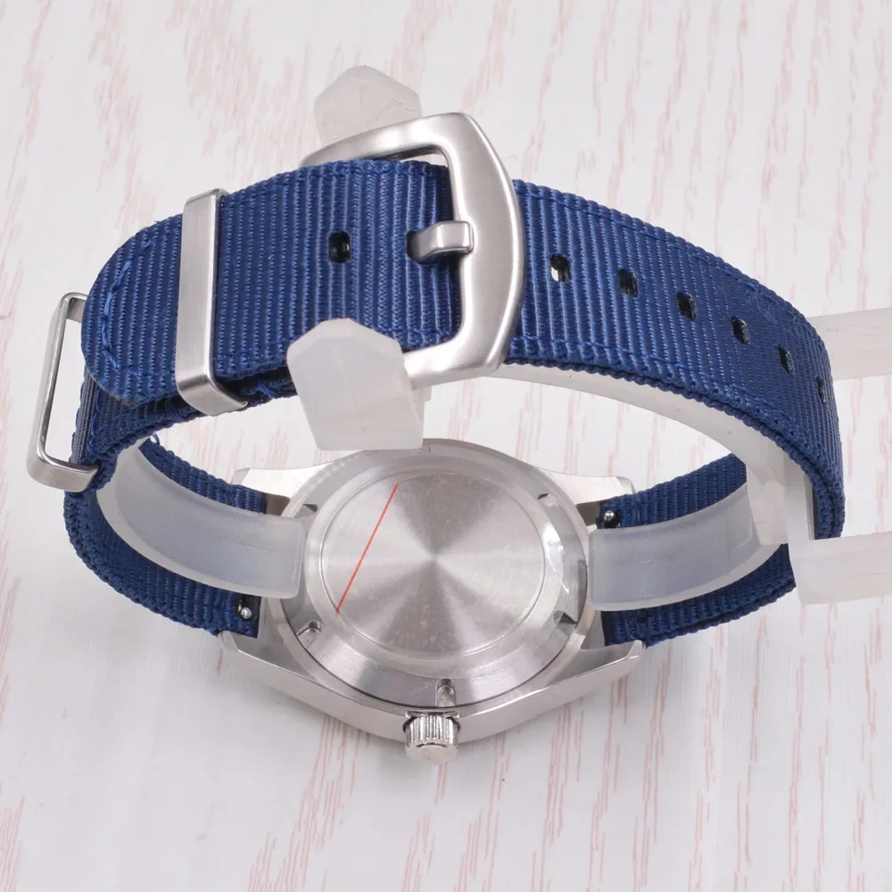 BLIGRT 39 мм NH35 Механизм Нейлоновый ремешок Сапфировое стекло Корпус из нержавеющей