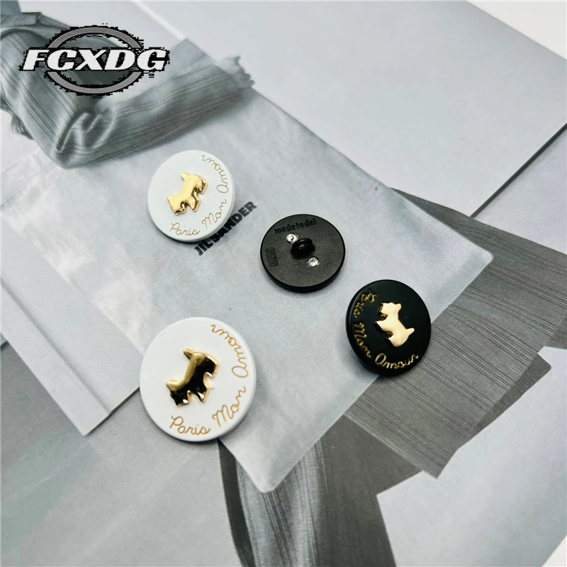 

10pcs Decorative Buttons for Clothing Cute Puppy Pattern Fashion Clothing Buttons Sewing Accessories White Black Resin Buttons