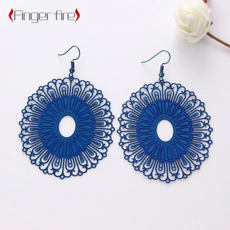

Vintage Silver Plated Pattern Carved Hollow Female Earrings Anniversary Gift Beach Party Jewelry Quality Life Work Noble