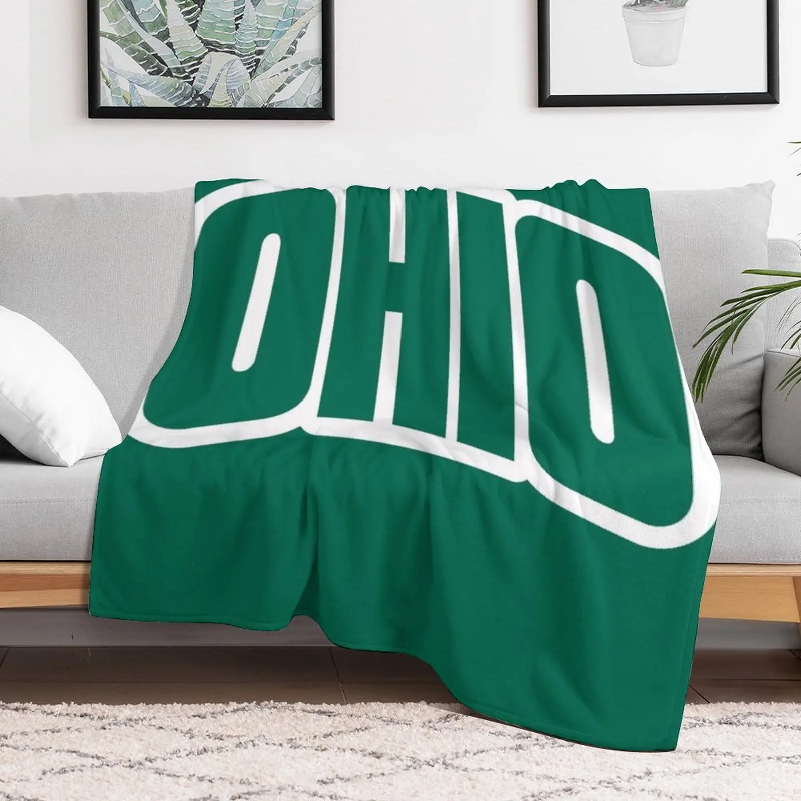 Одеяло декоративное для кровати дивана