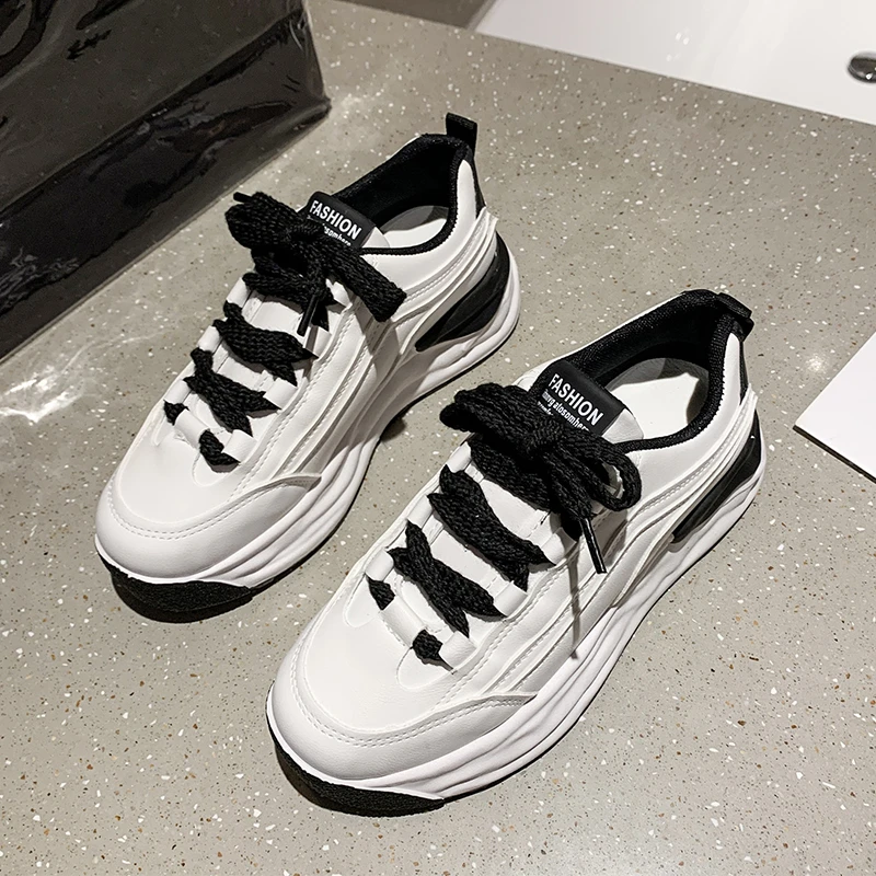 

SYNXDN High Quality Women Sneakers Flat Casual Lace Up