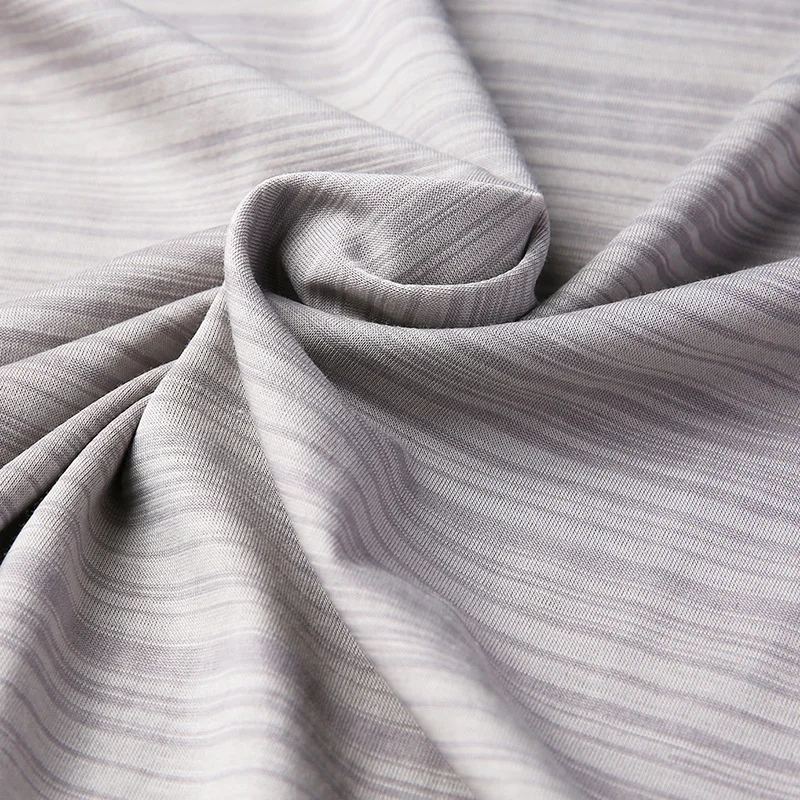 Мужская приталенная футболка из мерсеризованного хлопка с коротким рукавом и