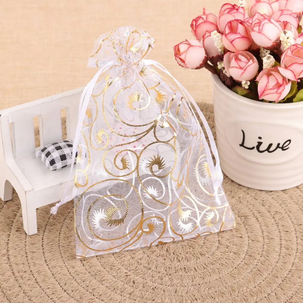 

Подарочные пакеты из органзы с рисунком ресниц