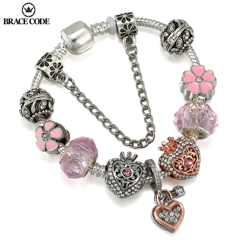 Браслет с подвеской в виде ключа и сердца короной |