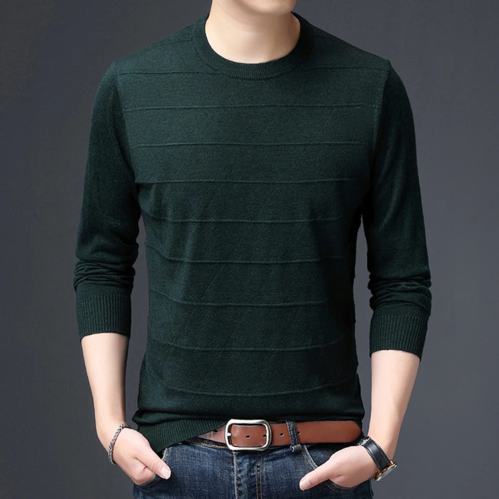 Covrlge Men's Autumn O-Neck Jacquard Thin Sweater 6% Wool Dark Stripe Knit Sweaters Solid Color Casual Long Sleeve Male MZM206