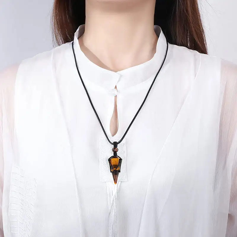 Natural Stone Pointed Pendant Necklace
