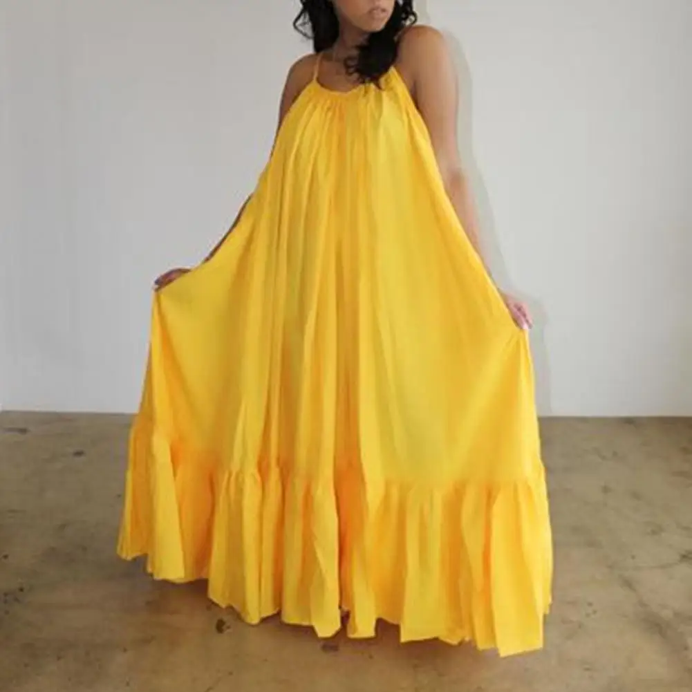 

Женское длинное платье-макси с открытой спиной