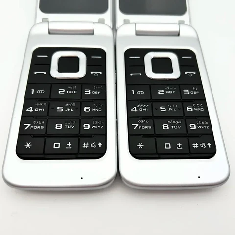 Оригинальный раскладной мобильный телефон C3520 La Fleur 2G GSM, разблокированный мобильный телефон 2,4 дюйма, 1,3 МП. Сделано на 2011. Нет иврита меню