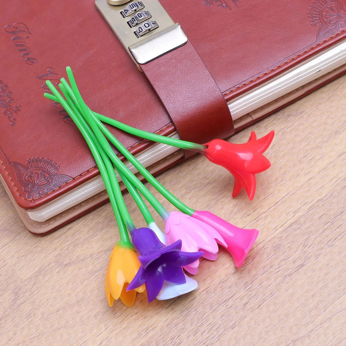 

12pcs Marker Silicone Reusable Flower Shape Creative Drinks Sign Identification for Party