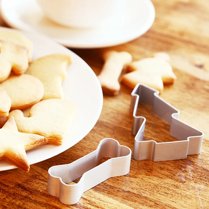 

30 Style Creative Baking Home Aluminum Cookie Moulds Cute Three-dimensional Animal Shaped DIY Baking Tools Kitchen Accessories