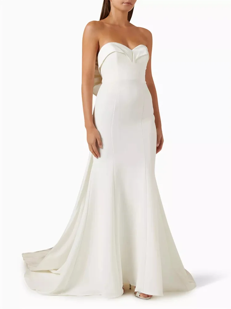 Customized White Crepe Buttoned Bow Dress Strapless Neckline Large Decoration On The Back Waist Floor-length Skirt
