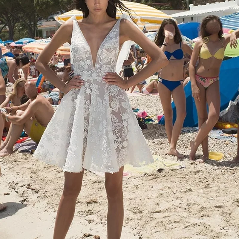 

Короткое пляжное свадебное платье-трапеция с глубоким V-образным вырезом, кружевные платья невесты в стиле бохо с открытой спиной, платья для пляжа