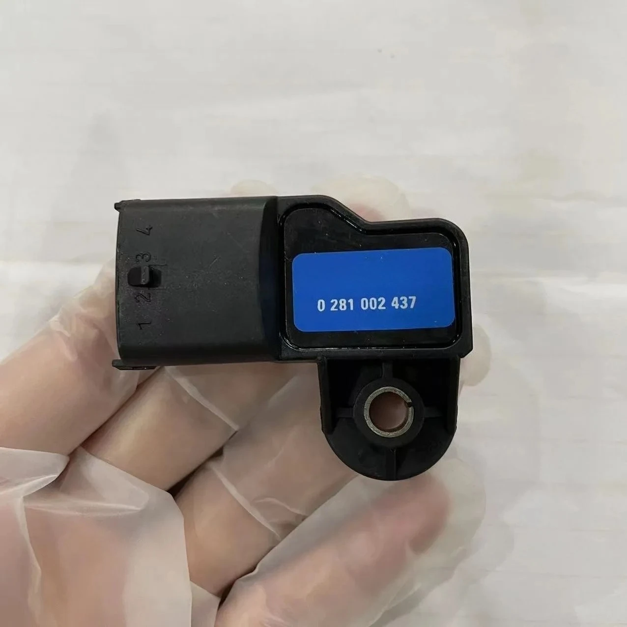 

Датчик давления воздуха в коллекторе (MAP-сенсор) 0281002437 для Vauxhall Zafira Bosch 028-100-2437 (1 шт.)