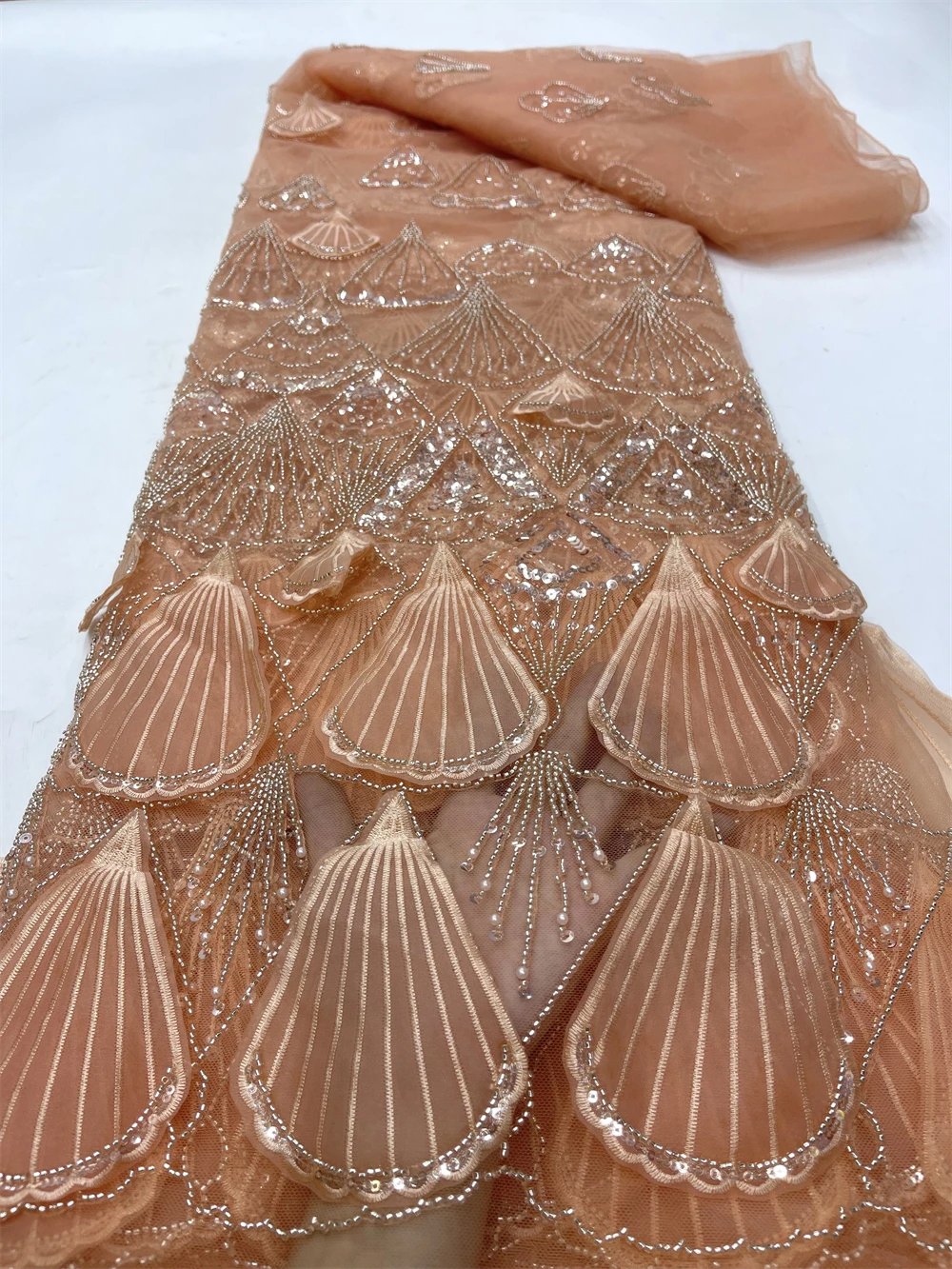 Кружевная ткань из органзы