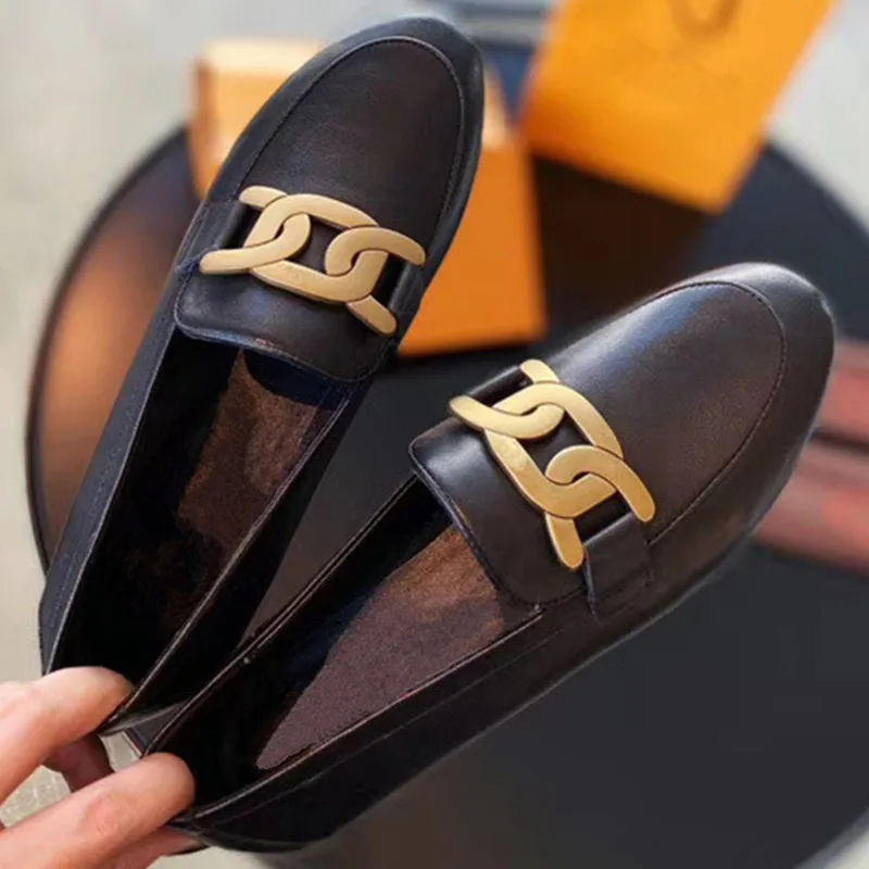 European and American Women's New Metal Buckle Decorative Flat Shoes Solid Color Casual Shoes