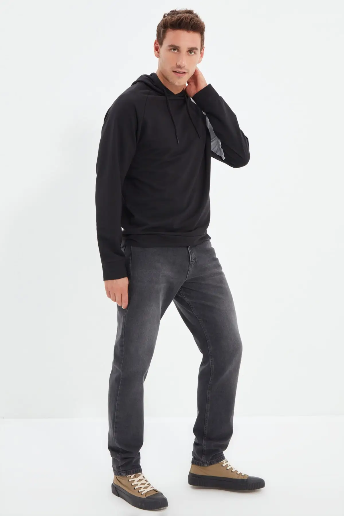

Trendyol Men 'S Essential Fit Jeans TMNAW22JE0506