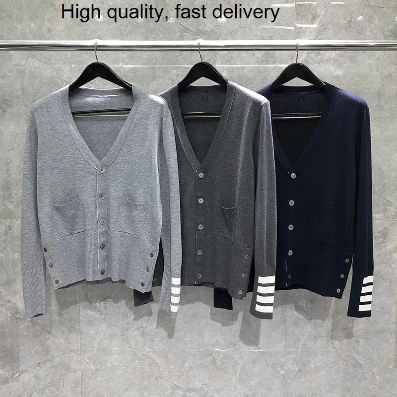 

Cardigan TB THOM Four-bar Cuff Design Unisex Luxury Knitwear Women Men Fashion Famous Clothings High Quality Wool Sweaters