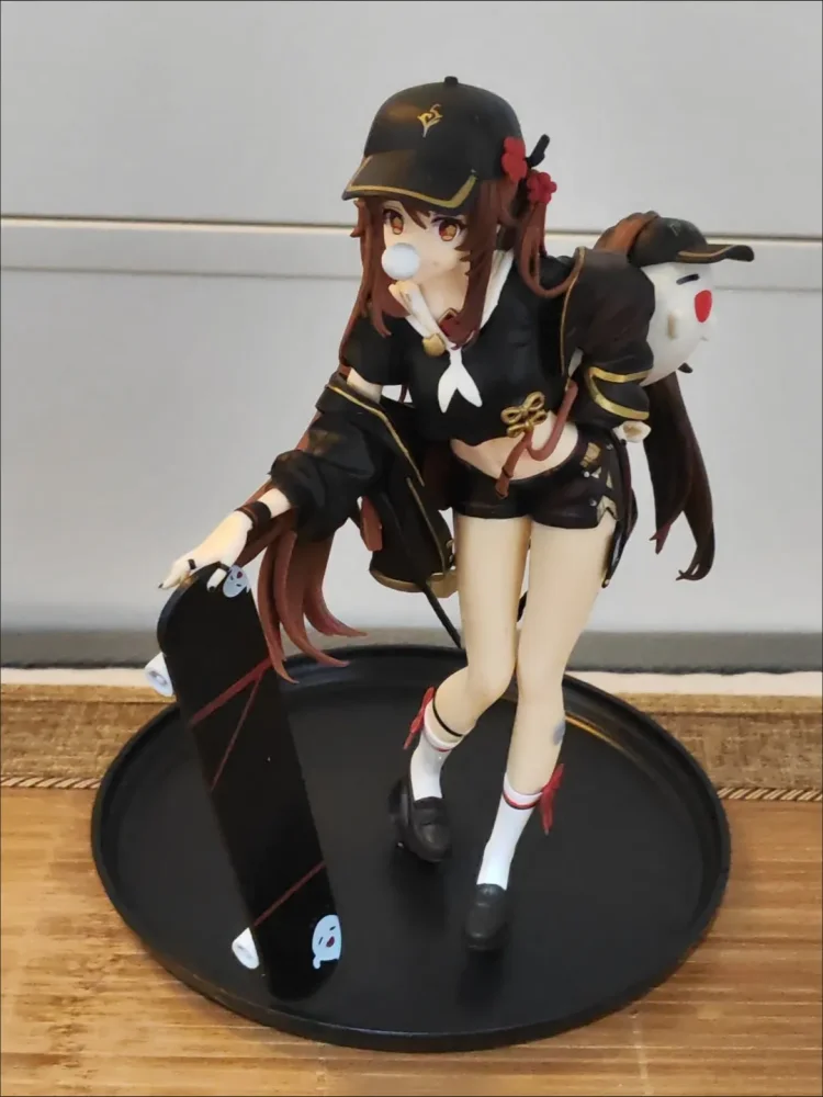 Genshin Impact аниме фигурка Ху Тао модная одежда скейтбординг экшн-модель украшение