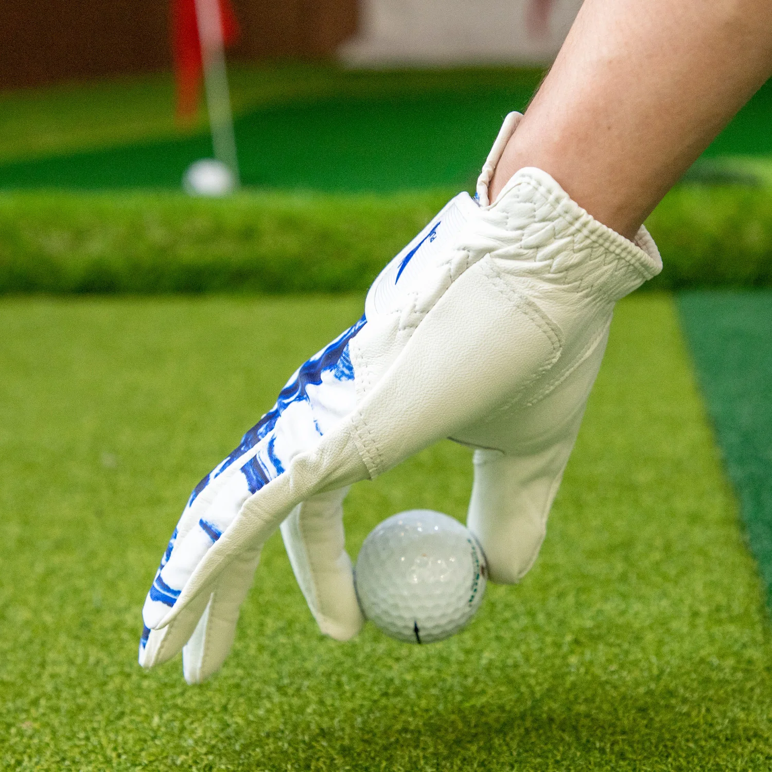 Free Shipping!PLAYEAGLE 1 Pcs Golf Gloves Men Left Hand Soft Breathable Sheepskin Genuine Leather Anti-Slip Men Golf Glove