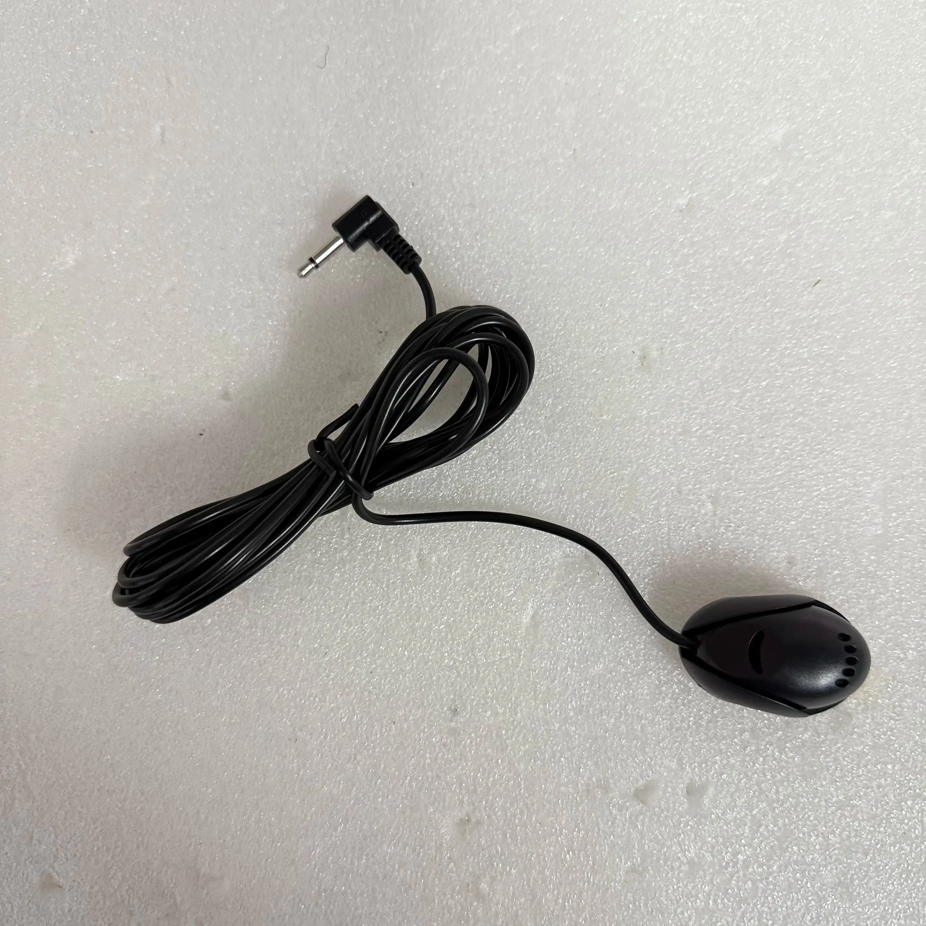 

ZWNAV OUR ZWNAV Автомобильный внешний микрофон Bluetooth-совместимый автомобильный микрофон на приборной панели или солнцезащитного козырька Стерео радио GPS-адаптер