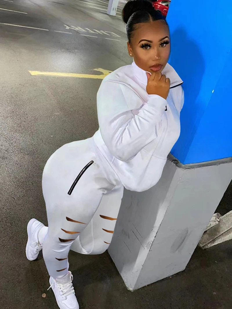 

Женский спортивный костюм из двух предметов, однотонный свитшот с высоким воротником и брюки с дырками, осень