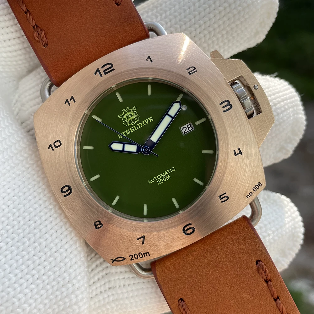 Bronze Dive Watch STEELDIVE SD1935S Swiss Luminous Wristwatch 200M Waterproof 47MM Curved Case NH35 Movement Mechanical Watch